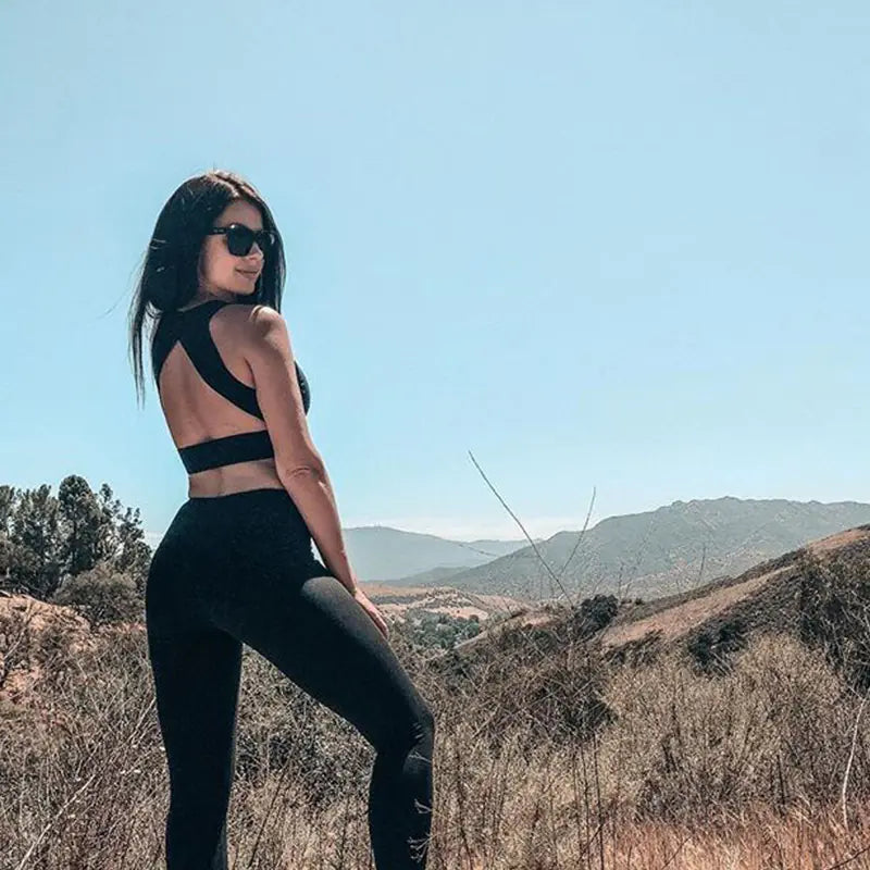 Women's Yoga Set with Sleeveless Top and Long Pants